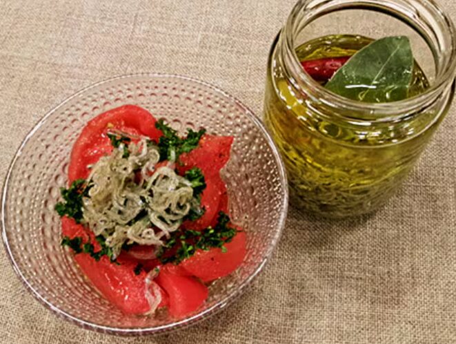 じゃこオイルのトマトサラダ