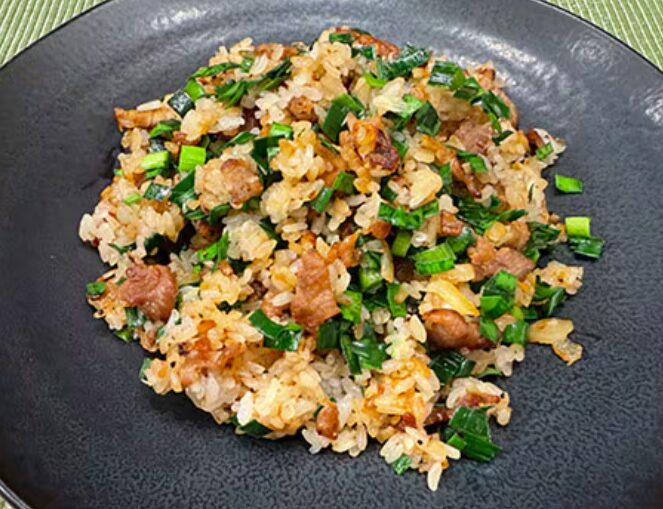 にらニンニクチャーハン
